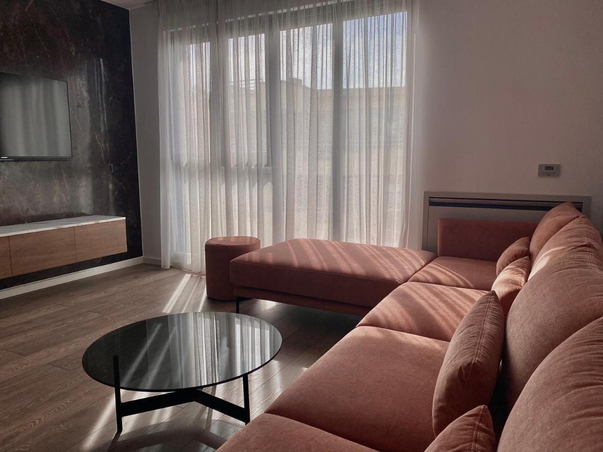 Lux 01 + Free Parking Tirana